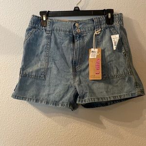 NWT Vanilla Star shorts size 9